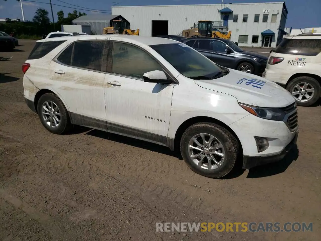 4 Photograph of a damaged car 2GNAXUEVXL6240722 CHEVROLET EQUINOX 2020