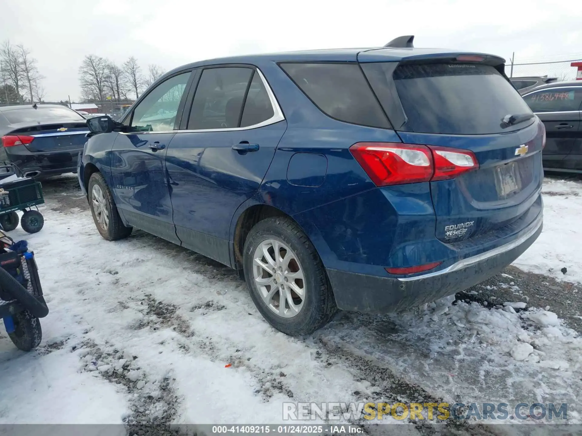 3 Photograph of a damaged car 2GNAXUEVXL6254829 CHEVROLET EQUINOX 2020