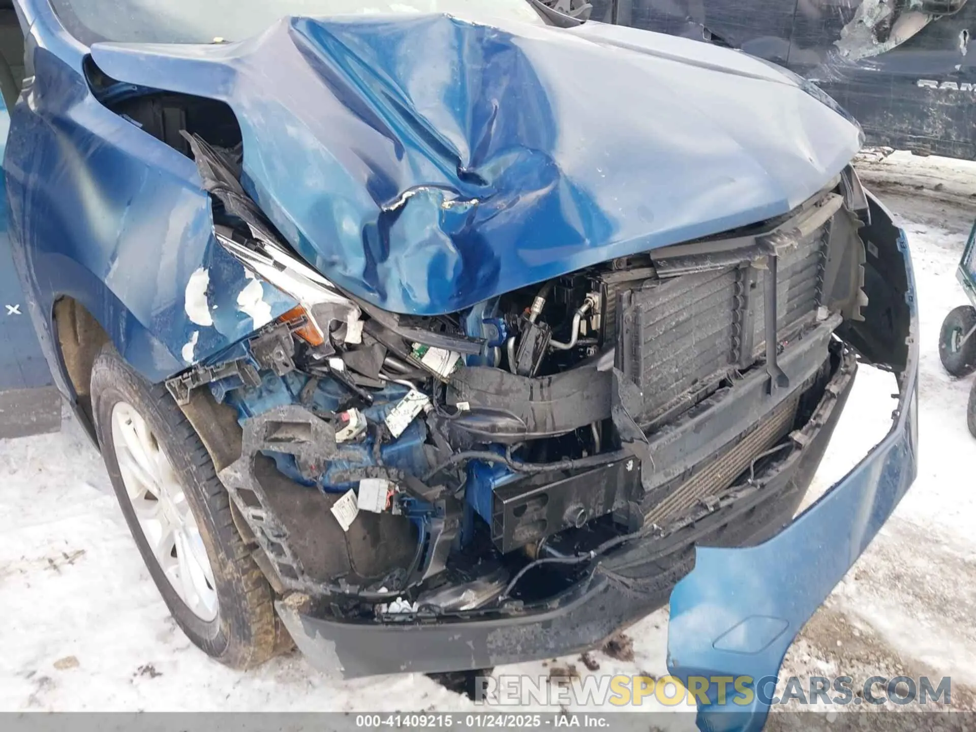 6 Photograph of a damaged car 2GNAXUEVXL6254829 CHEVROLET EQUINOX 2020