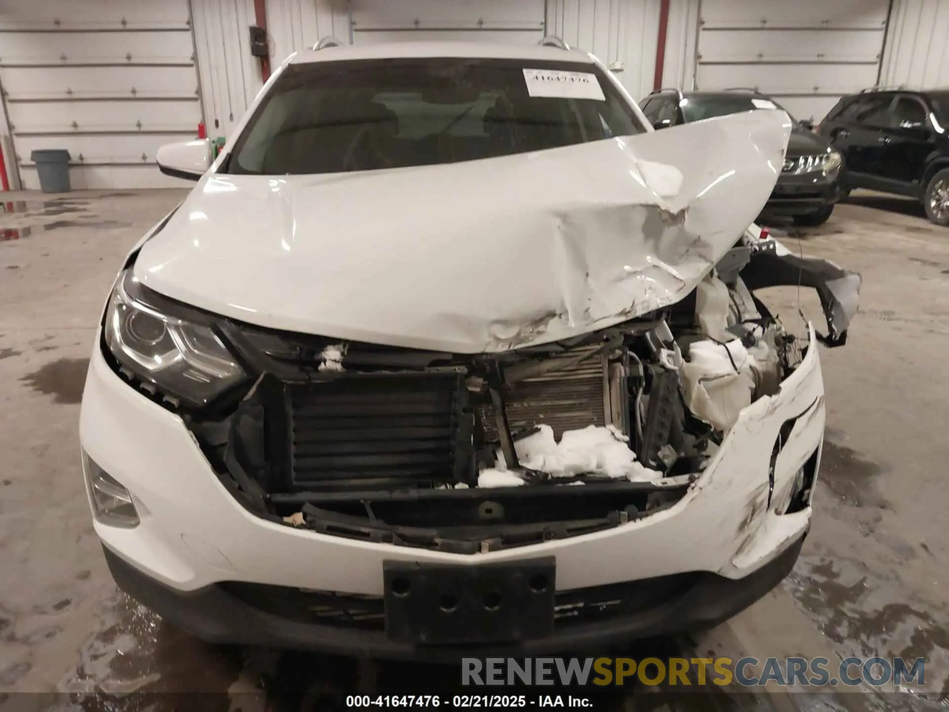12 Photograph of a damaged car 2GNAXVEX1L6220009 CHEVROLET EQUINOX 2020