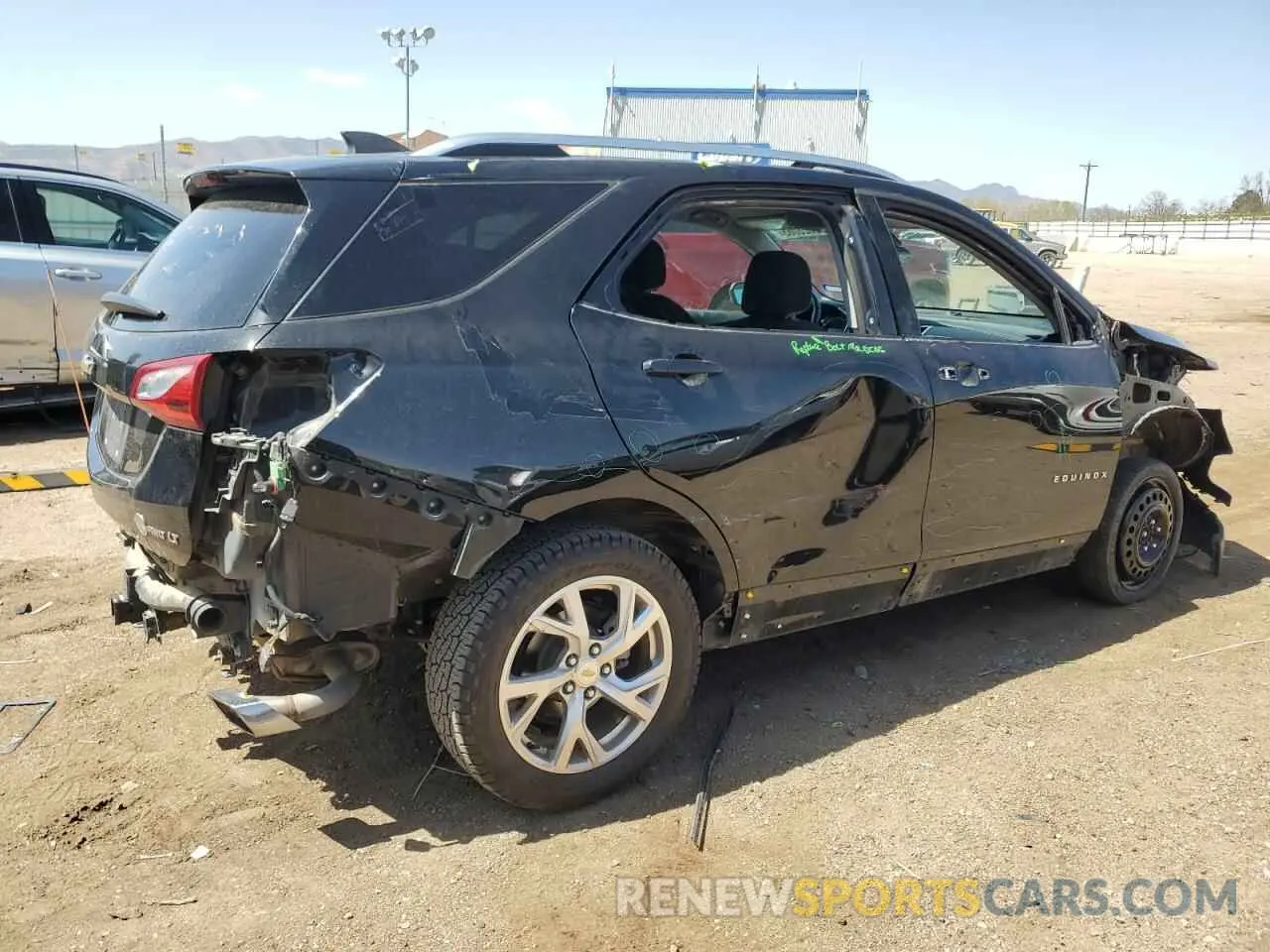 3 Photograph of a damaged car 2GNAXVEX3L6257837 CHEVROLET EQUINOX 2020