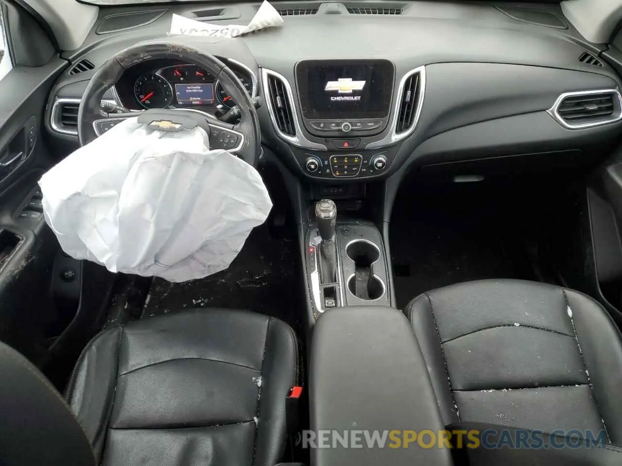 8 Photograph of a damaged car 2GNAXVEX4L6160470 CHEVROLET EQUINOX 2020