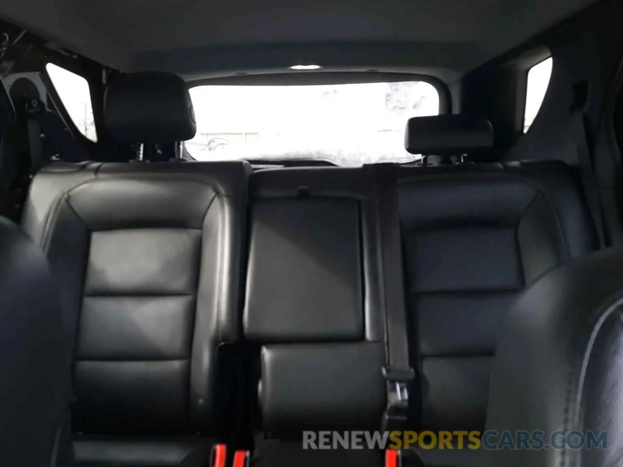 10 Photograph of a damaged car 2GNAXVEX6L6218093 CHEVROLET EQUINOX 2020