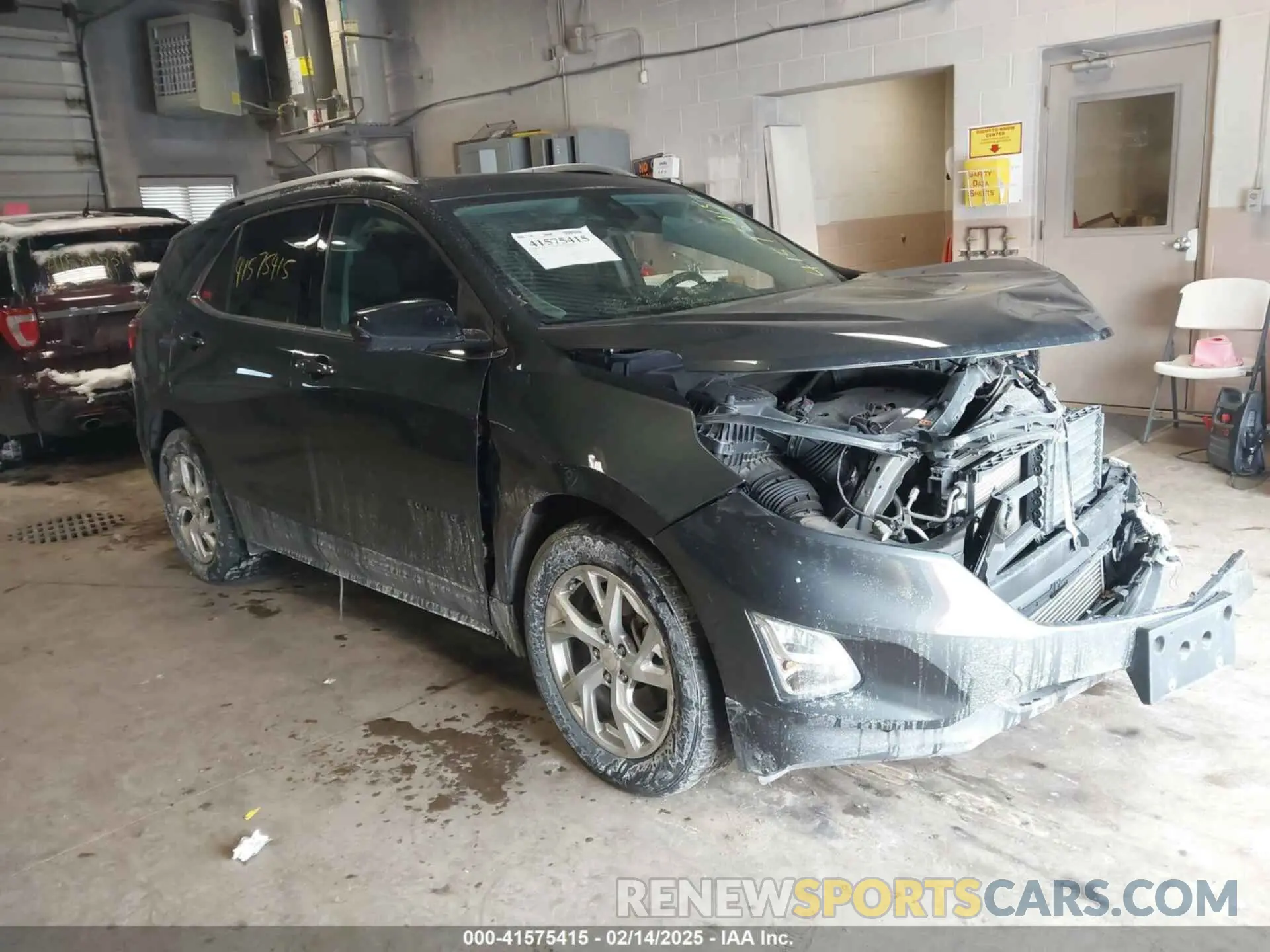 1 Photograph of a damaged car 2GNAXVEX7L6129889 CHEVROLET EQUINOX 2020
