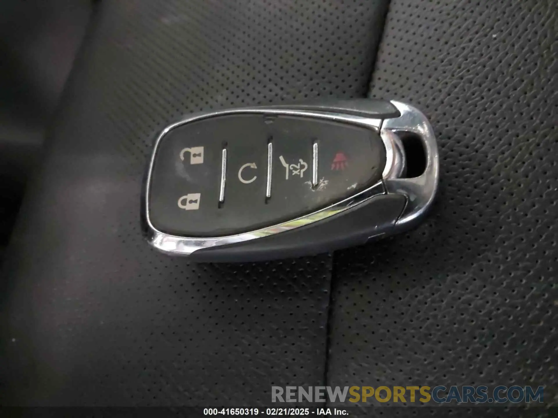 11 Photograph of a damaged car 2GNAXVEX8L6241939 CHEVROLET EQUINOX 2020