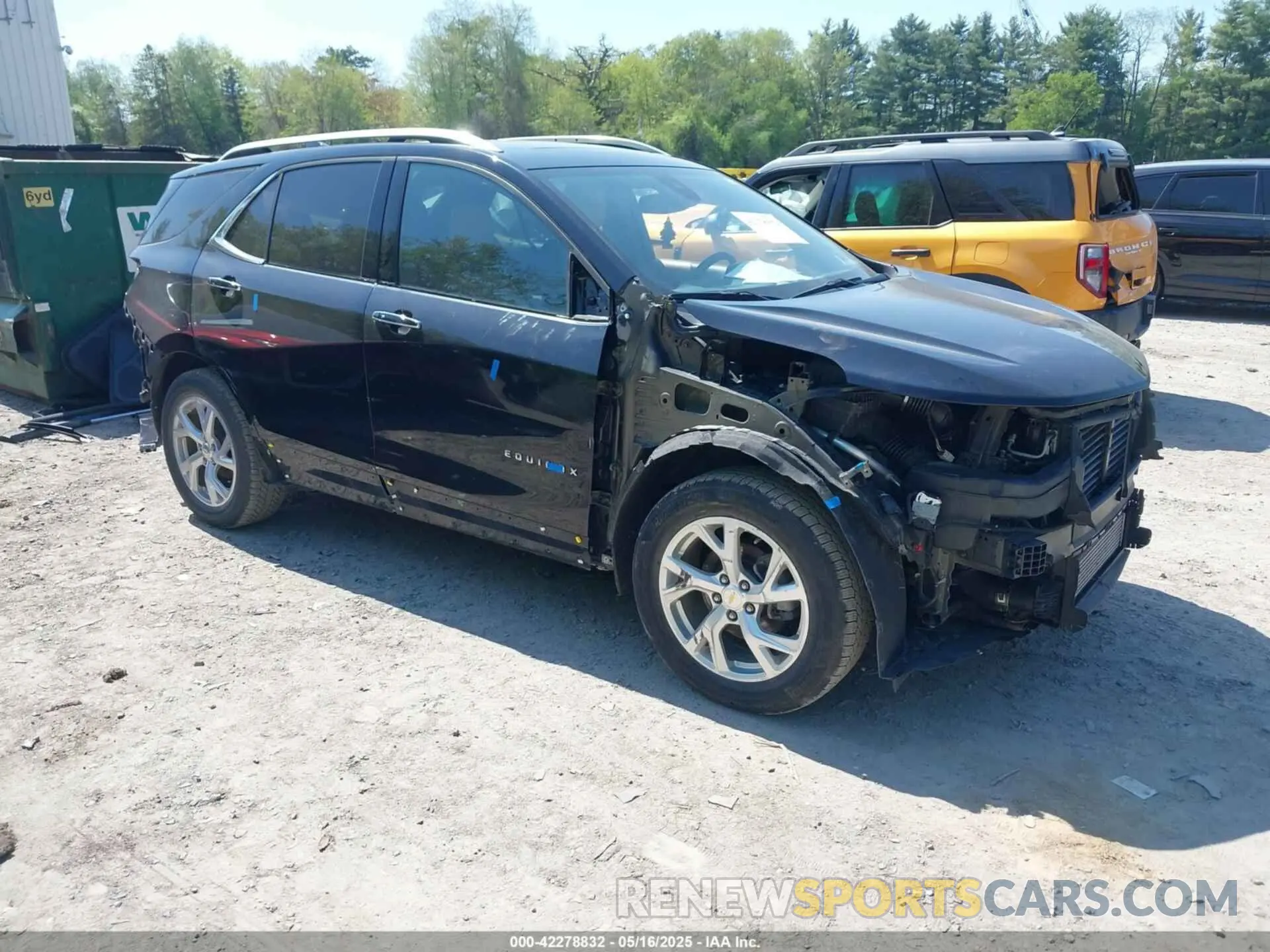 1 Photograph of a damaged car 2GNAXXEV4L6237347 CHEVROLET EQUINOX 2020
