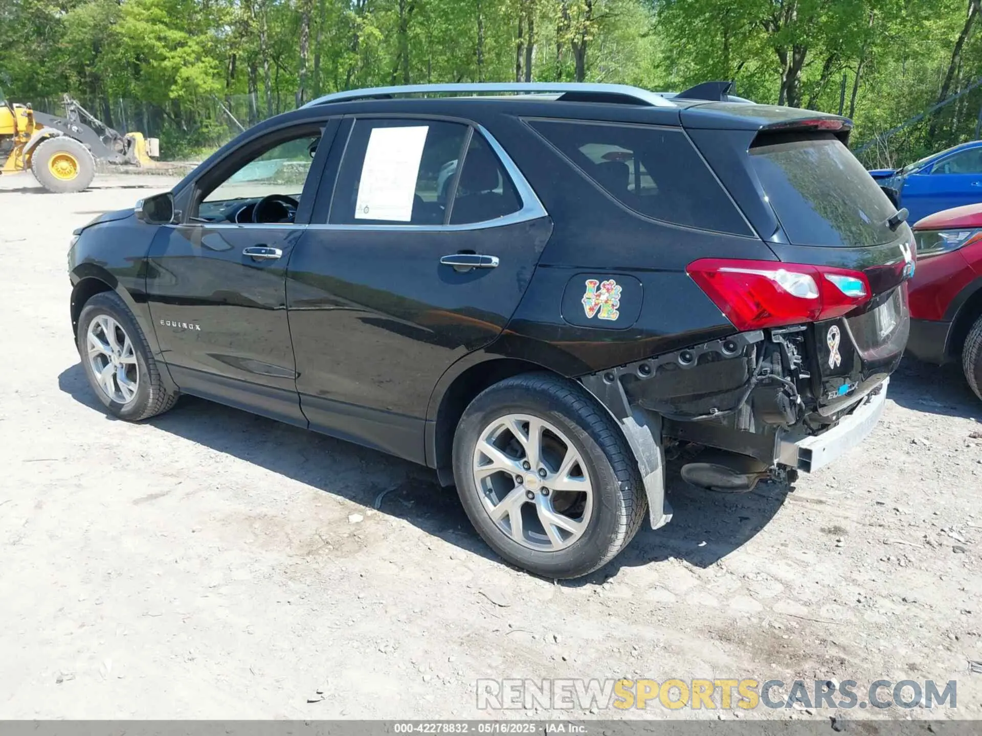 3 Photograph of a damaged car 2GNAXXEV4L6237347 CHEVROLET EQUINOX 2020