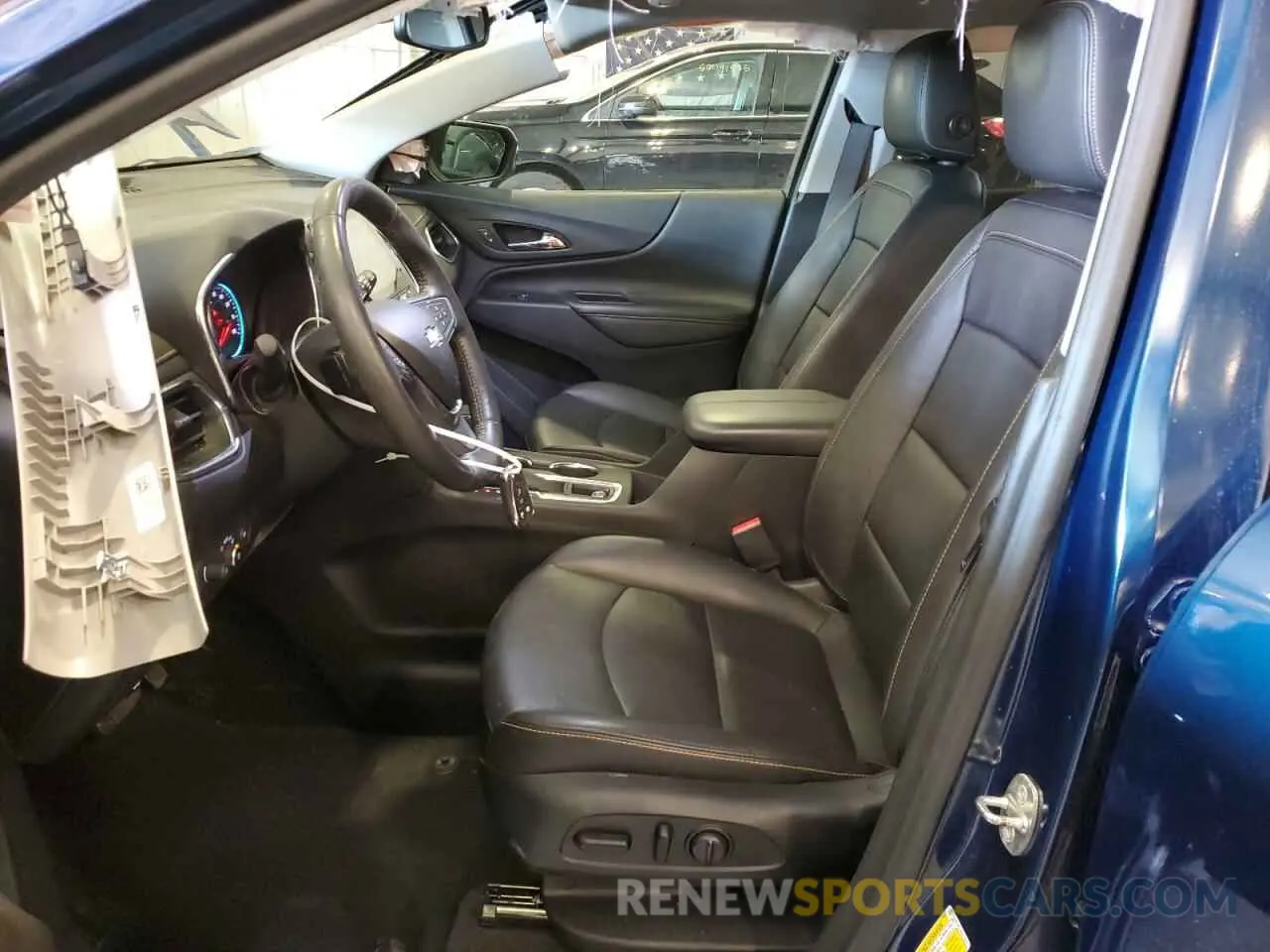 7 Photograph of a damaged car 2GNAXXEV4L6276570 CHEVROLET EQUINOX 2020