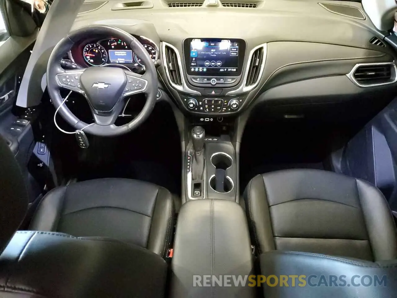 8 Photograph of a damaged car 2GNAXXEV4L6276570 CHEVROLET EQUINOX 2020