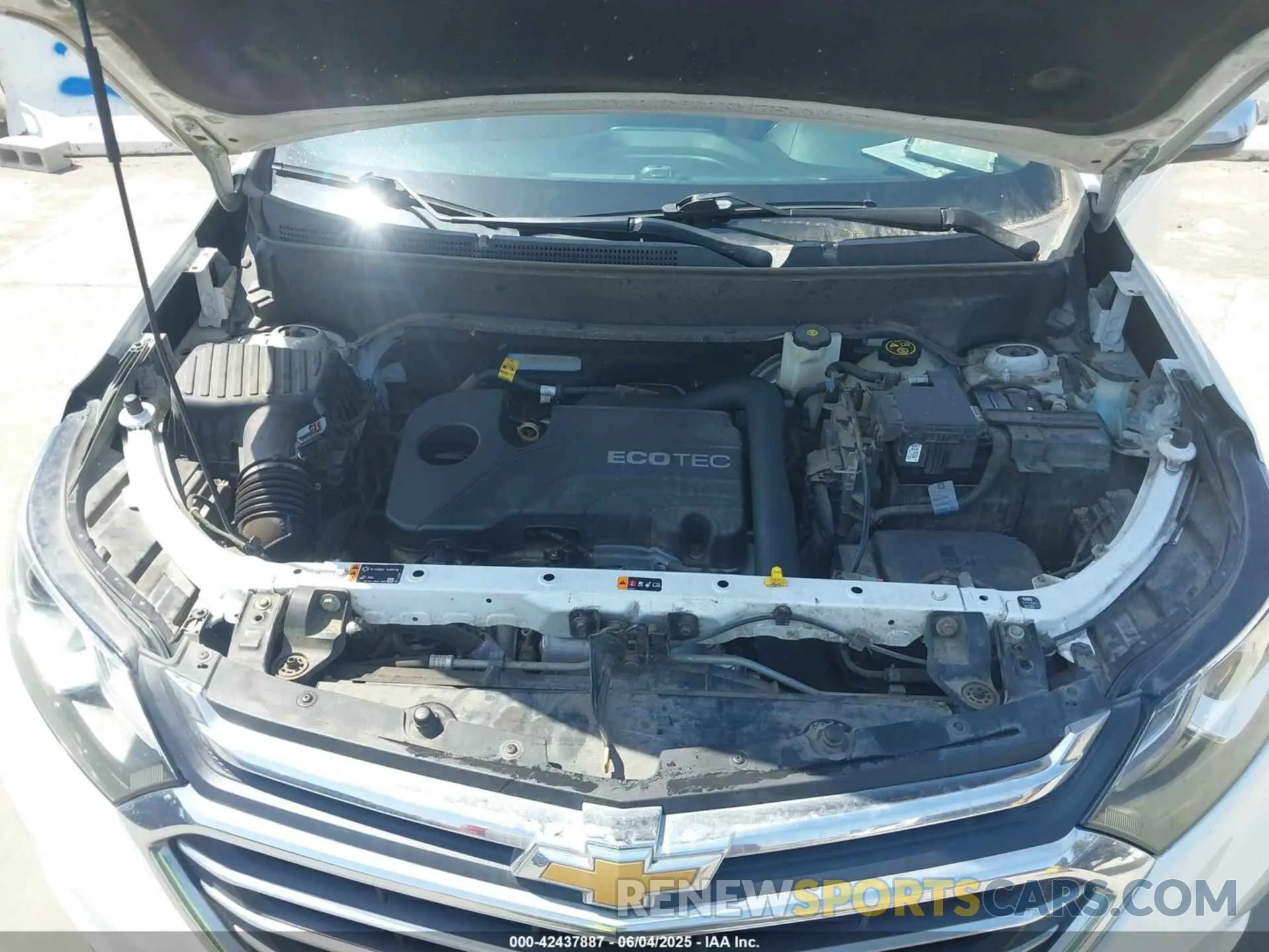 10 Photograph of a damaged car 2GNAXXEV5L6200498 CHEVROLET EQUINOX 2020