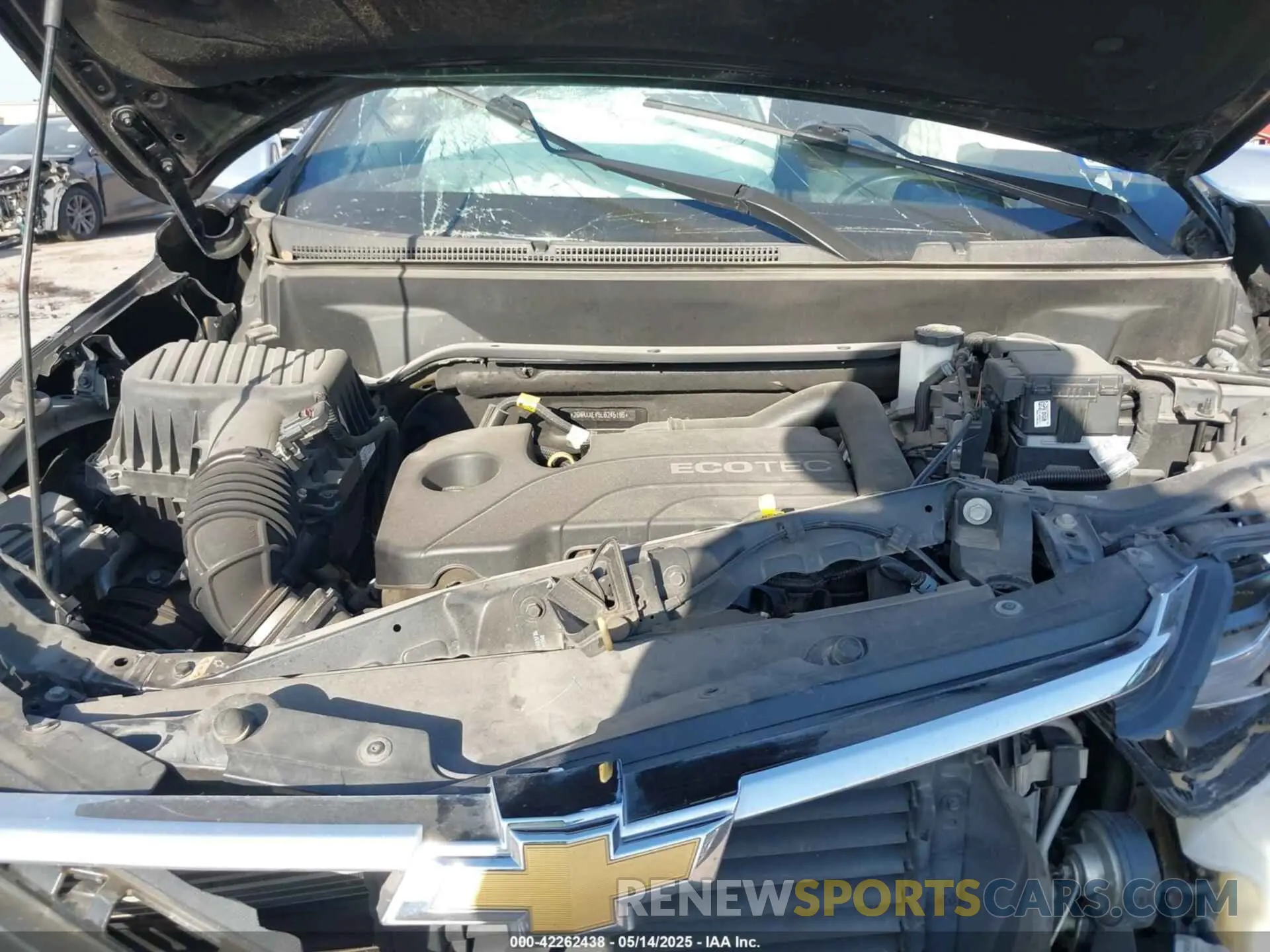 10 Photograph of a damaged car 2GNAXXEV5L6245196 CHEVROLET EQUINOX 2020