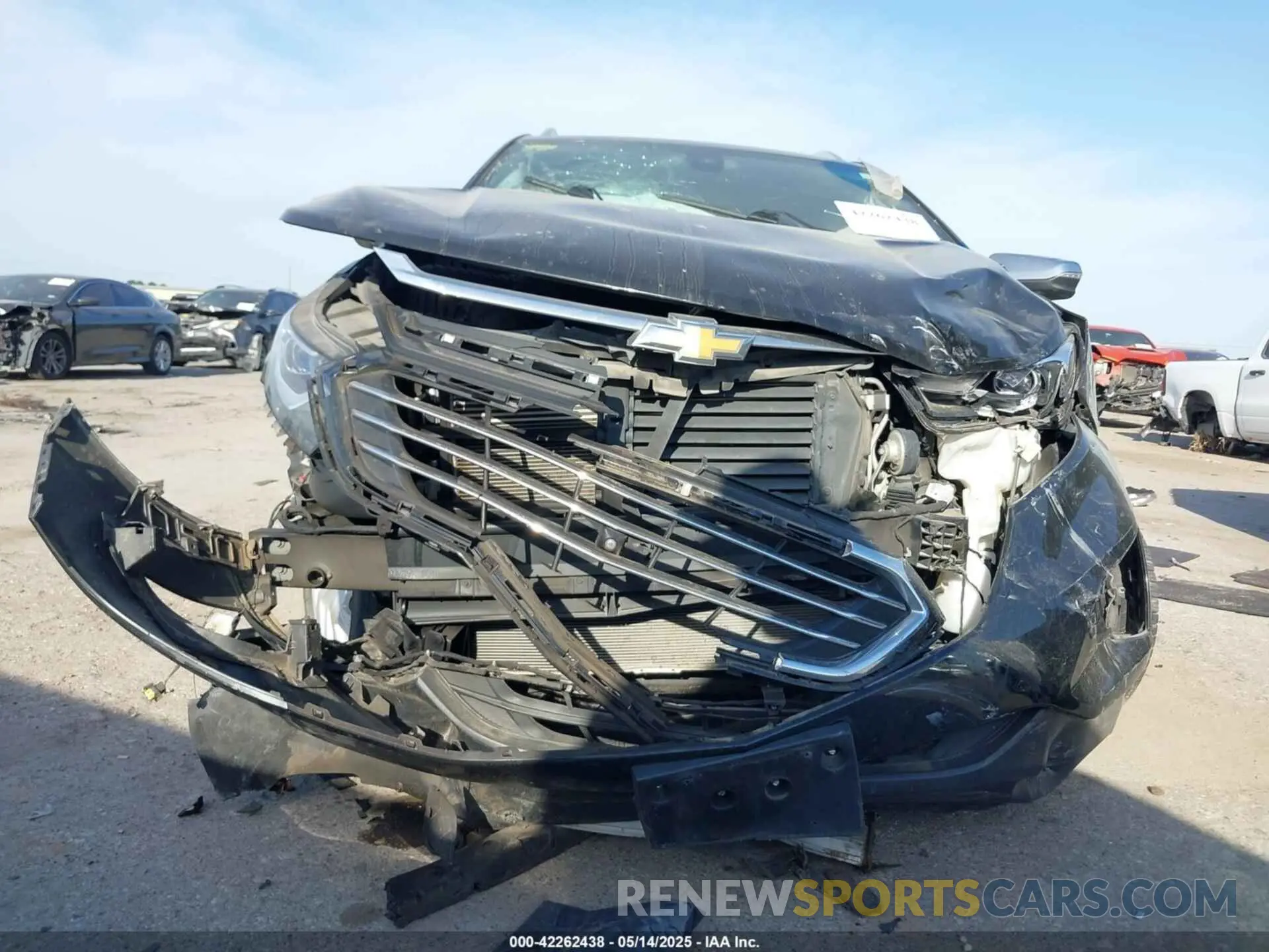 6 Photograph of a damaged car 2GNAXXEV5L6245196 CHEVROLET EQUINOX 2020
