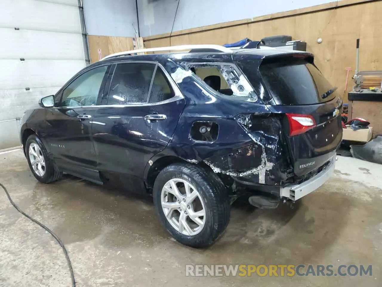 2 Photograph of a damaged car 2GNAXXEV9L6118712 CHEVROLET EQUINOX 2020