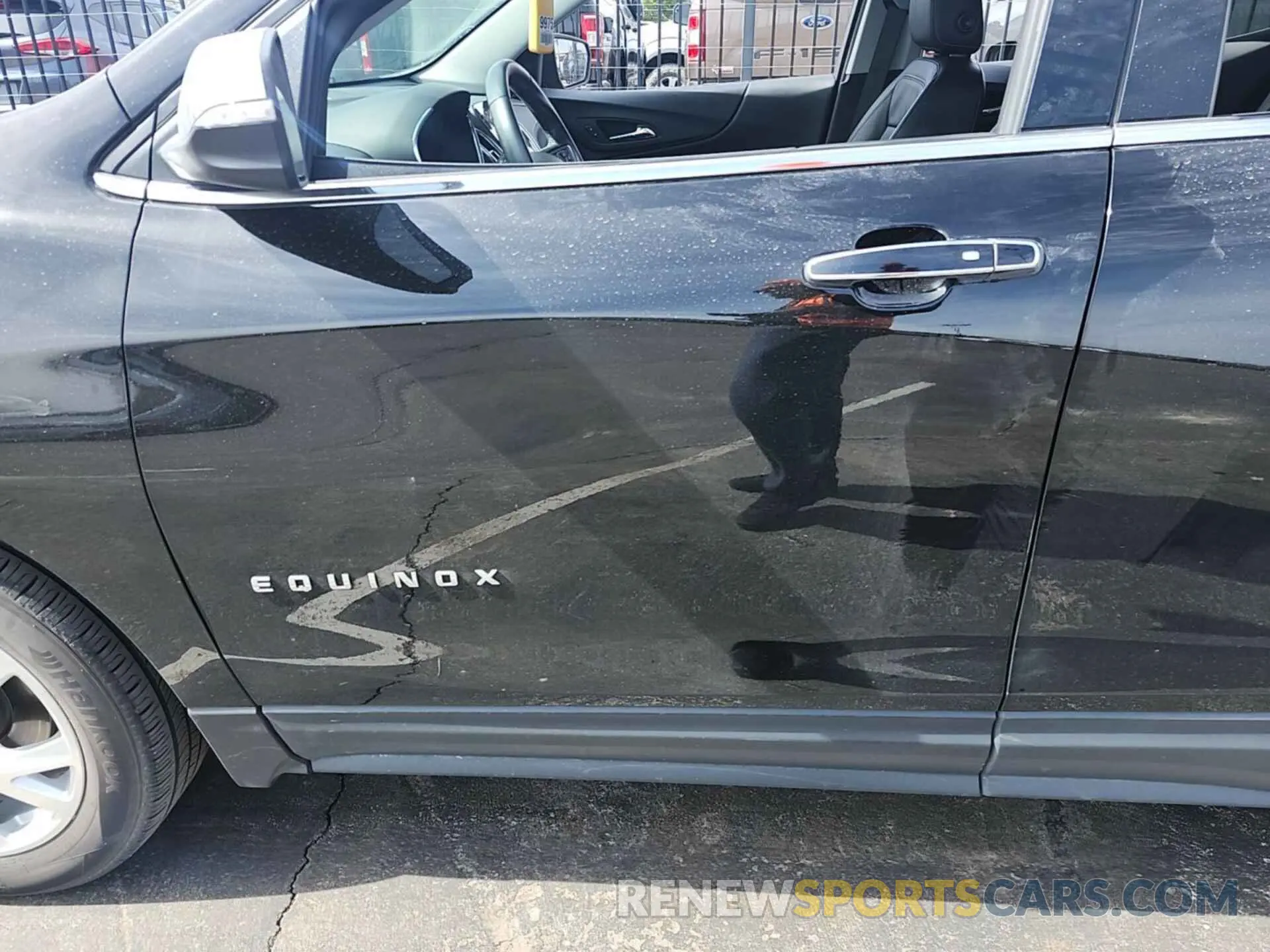 14 Photograph of a damaged car 2GNAXXEVXL6215532 CHEVROLET EQUINOX 2020