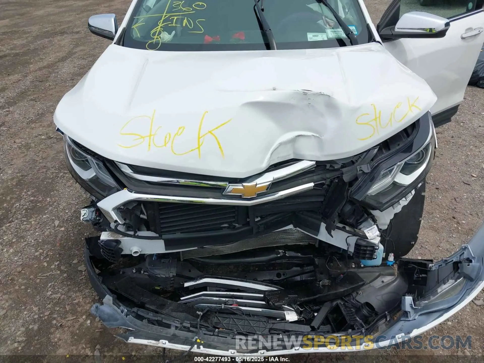 10 Photograph of a damaged car 2GNAXYEX0L6228717 CHEVROLET EQUINOX 2020