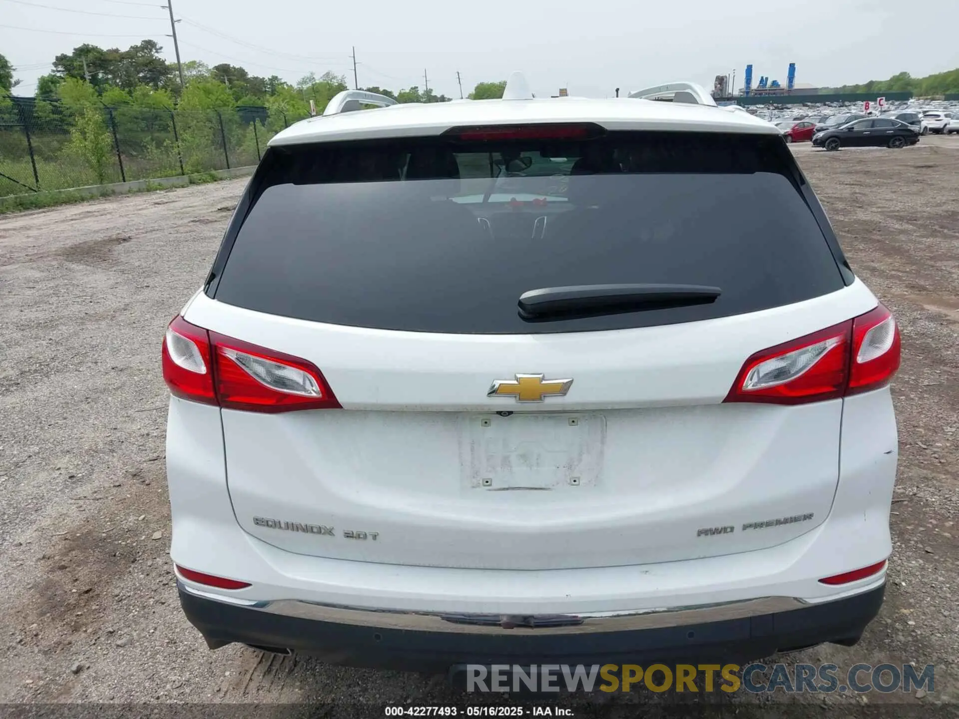 15 Photograph of a damaged car 2GNAXYEX0L6228717 CHEVROLET EQUINOX 2020