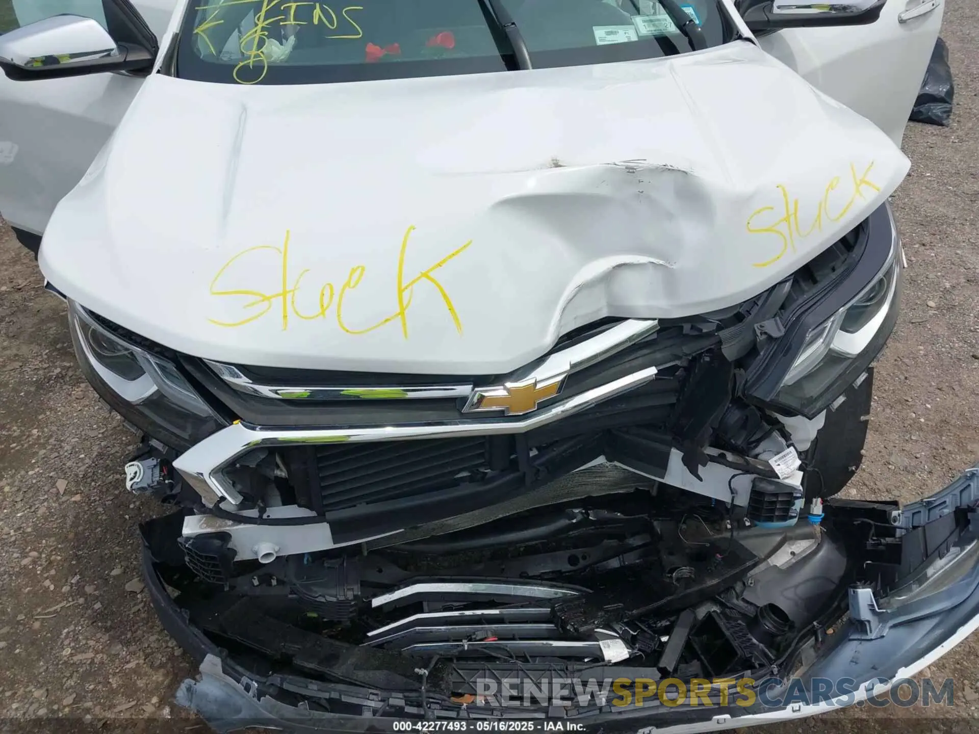 6 Photograph of a damaged car 2GNAXYEX0L6228717 CHEVROLET EQUINOX 2020