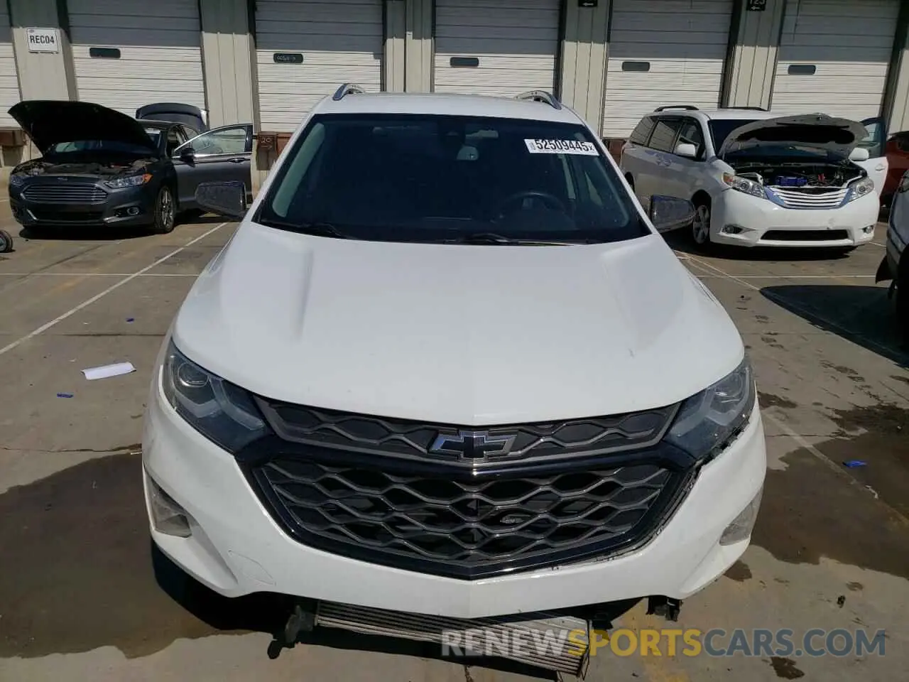 5 Photograph of a damaged car 2GNAXYEX2L6186695 CHEVROLET EQUINOX 2020
