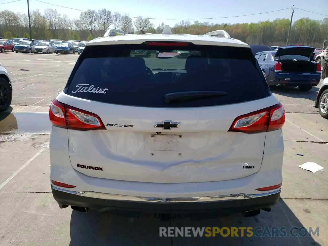 6 Photograph of a damaged car 2GNAXYEX2L6186695 CHEVROLET EQUINOX 2020