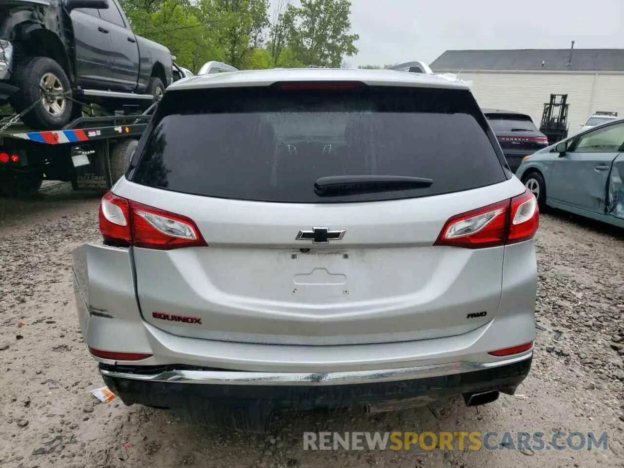 6 Photograph of a damaged car 2GNAXYEX5L6201156 CHEVROLET EQUINOX 2020