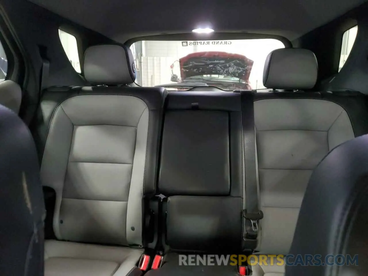 10 Photograph of a damaged car 2GNAXYEX5L6232844 CHEVROLET EQUINOX 2020