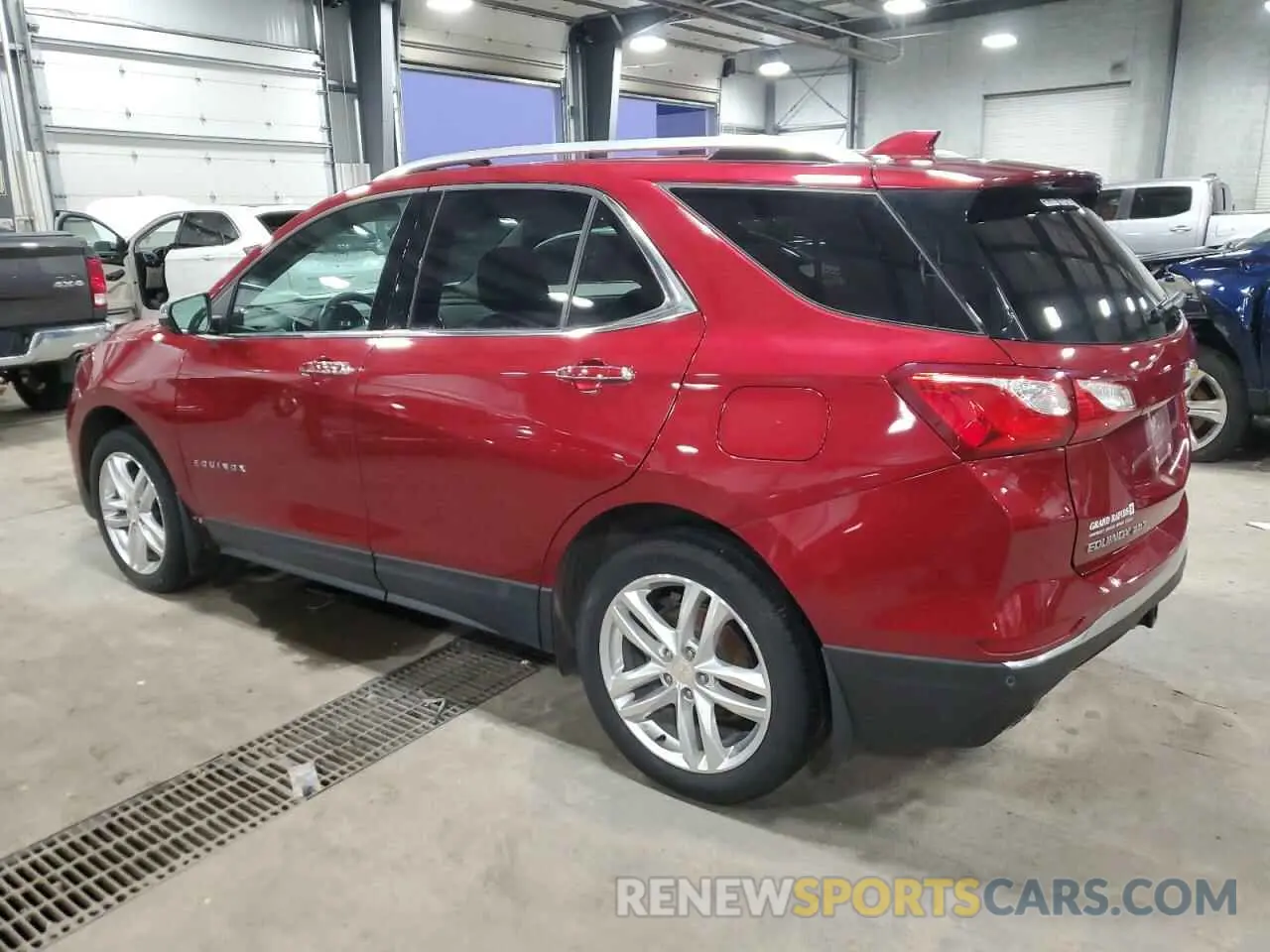 2 Photograph of a damaged car 2GNAXYEX5L6232844 CHEVROLET EQUINOX 2020