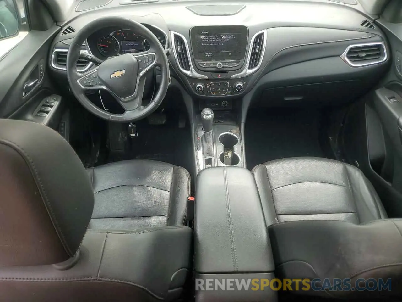 8 Photograph of a damaged car 2GNAXYEX7L6101933 CHEVROLET EQUINOX 2020