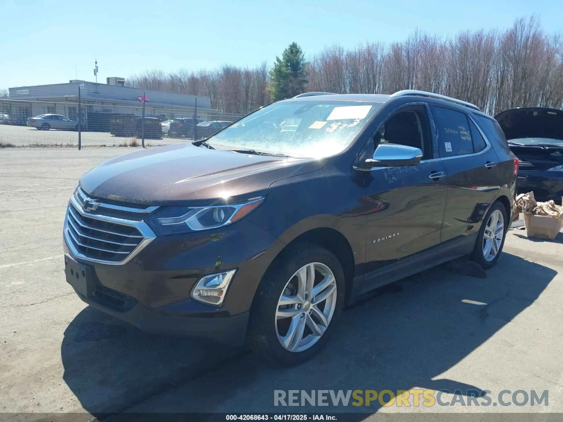2 Photograph of a damaged car 2GNAXYEX8L6249752 CHEVROLET EQUINOX 2020
