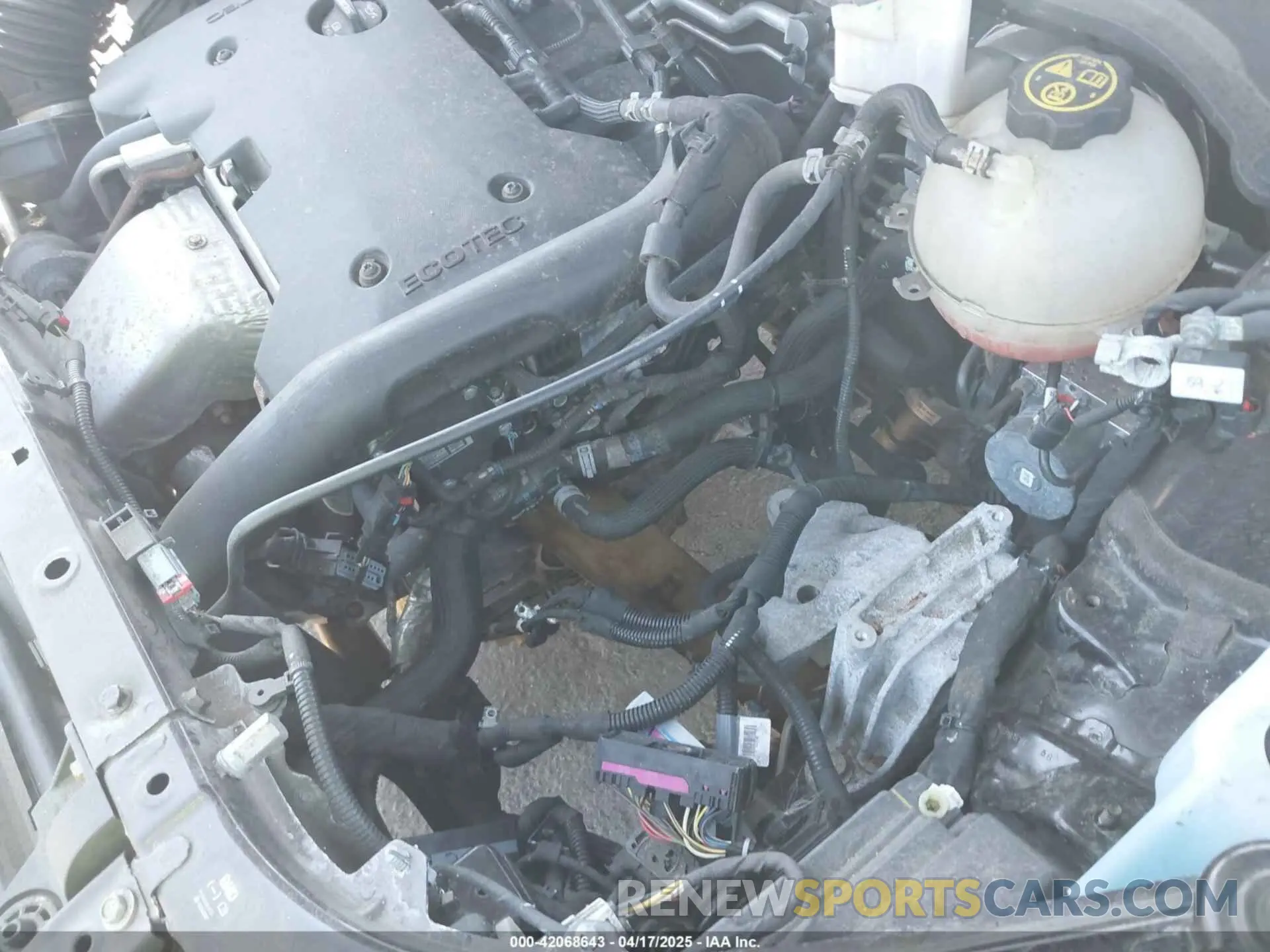 6 Photograph of a damaged car 2GNAXYEX8L6249752 CHEVROLET EQUINOX 2020