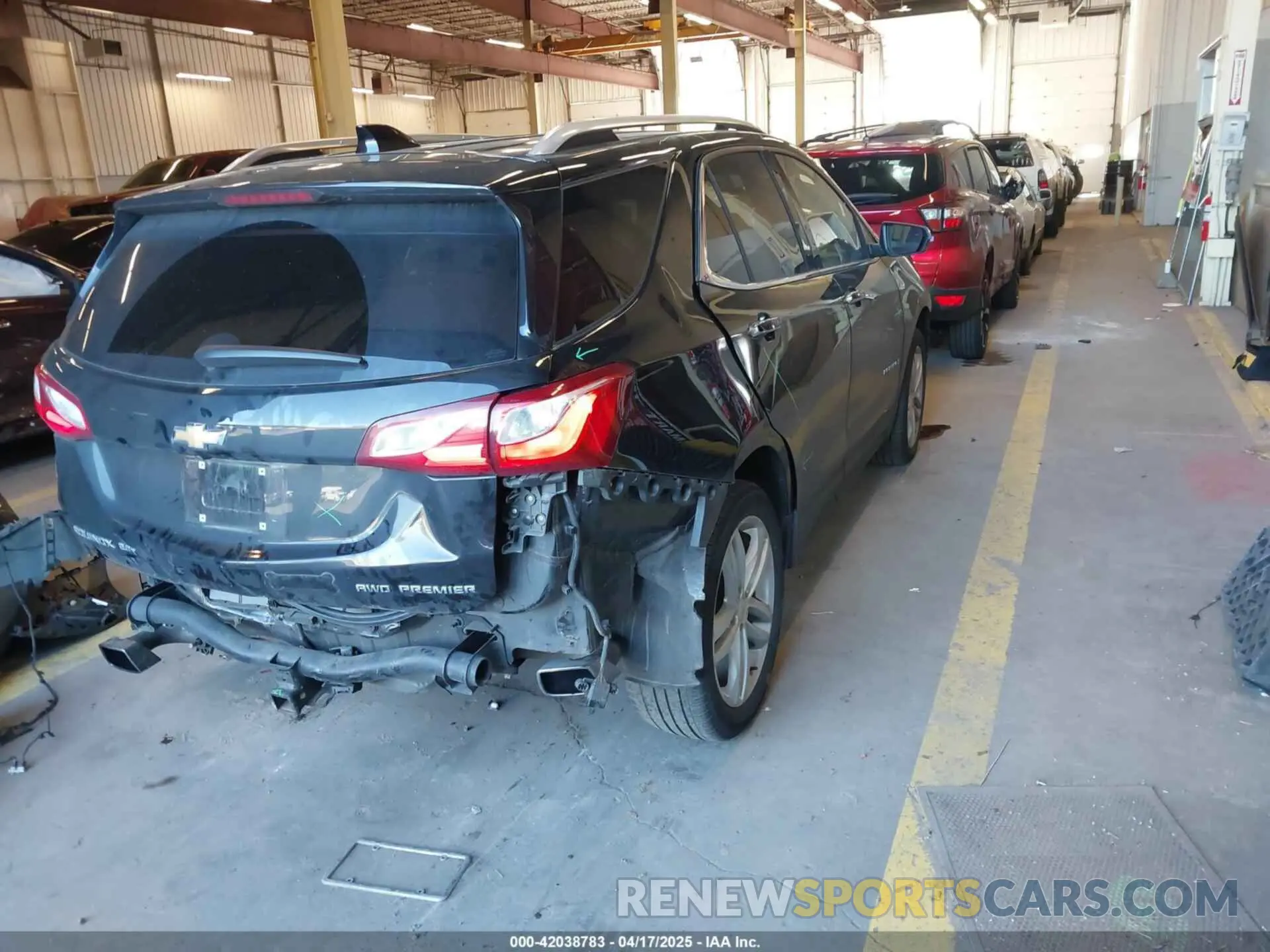 4 Photograph of a damaged car 2GNAXYEXXL6186797 CHEVROLET EQUINOX 2020