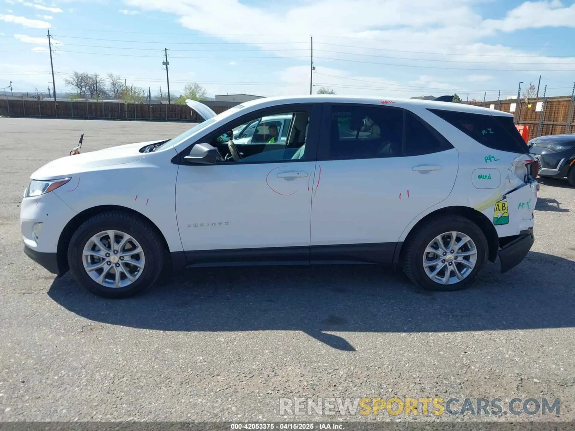 14 Photograph of a damaged car 3GNAX5EV8LS729773 CHEVROLET EQUINOX 2020