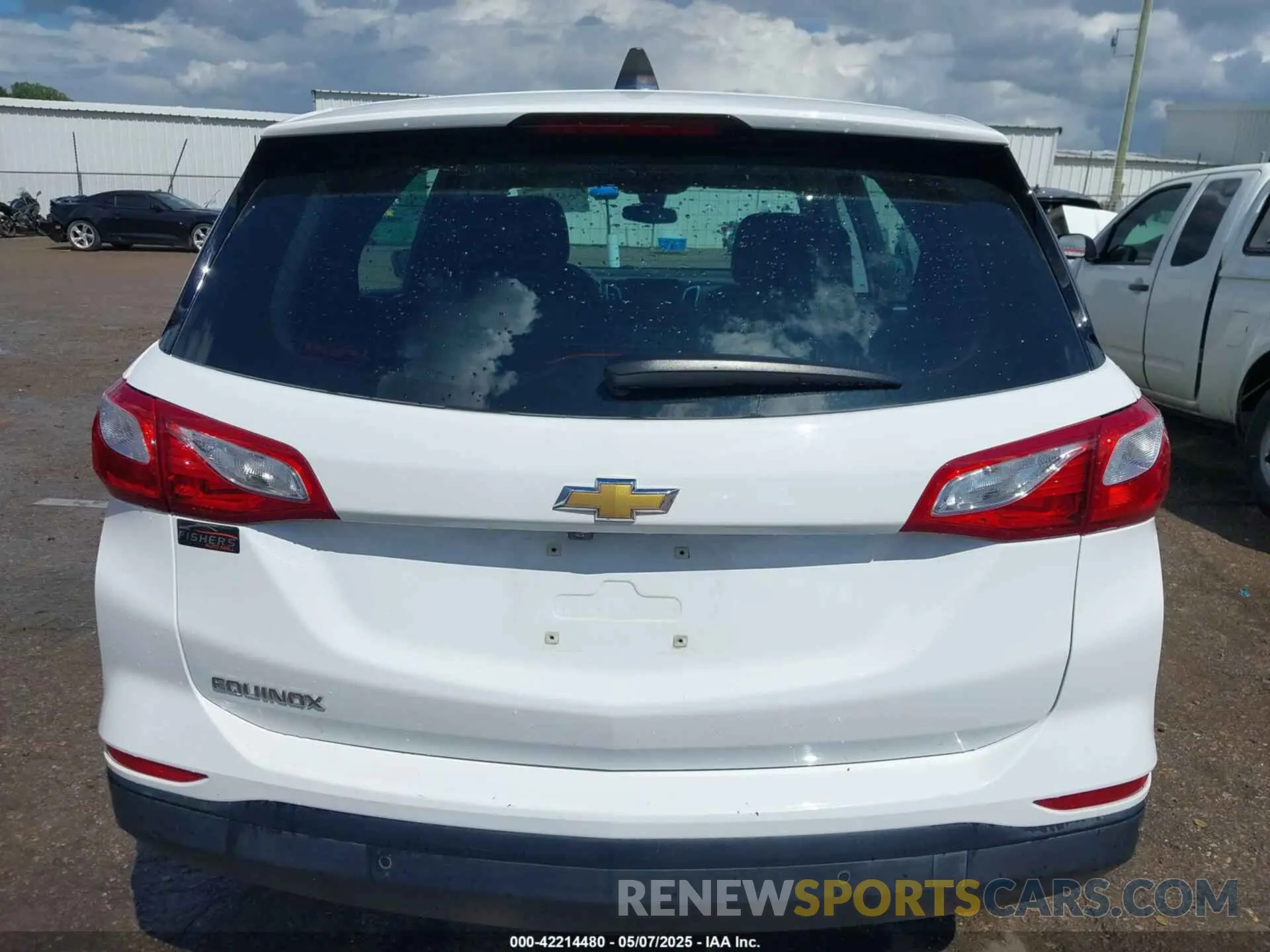 17 Photograph of a damaged car 3GNAXFEV0LS654136 CHEVROLET EQUINOX 2020
