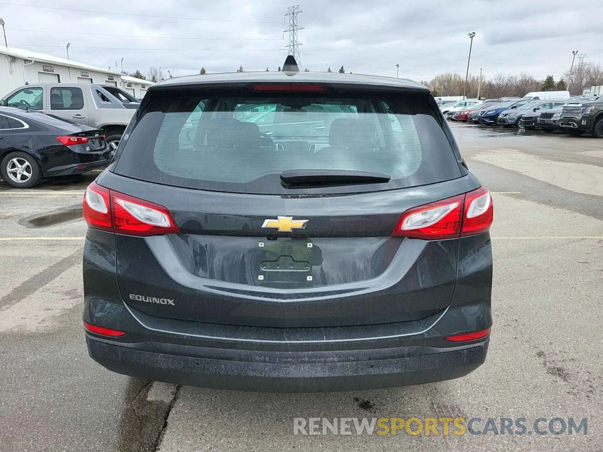 2 Photograph of a damaged car 3GNAXFEV3LS585152 CHEVROLET EQUINOX 2020