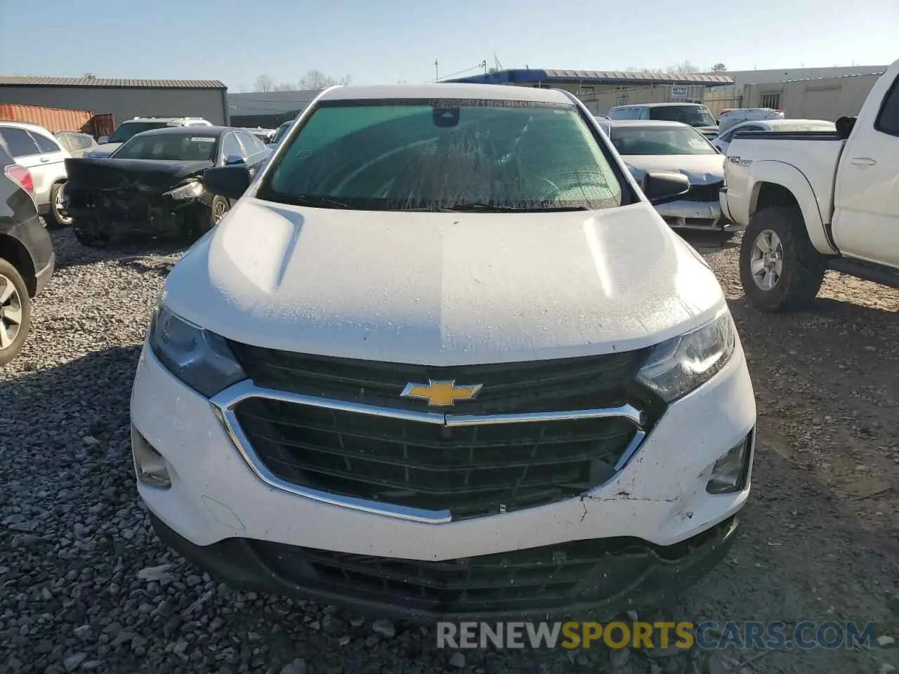 5 Photograph of a damaged car 3GNAXFEV3LS585393 CHEVROLET EQUINOX 2020
