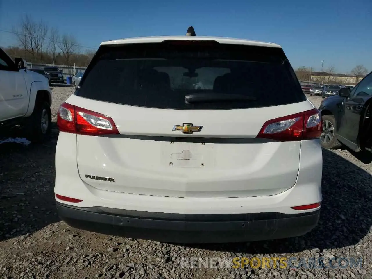 6 Photograph of a damaged car 3GNAXFEV3LS585393 CHEVROLET EQUINOX 2020