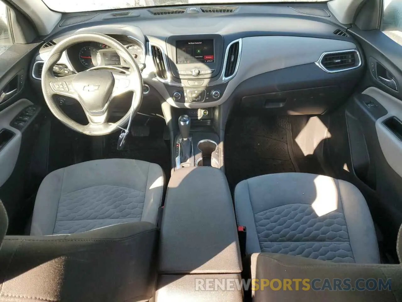8 Photograph of a damaged car 3GNAXFEV3LS585393 CHEVROLET EQUINOX 2020