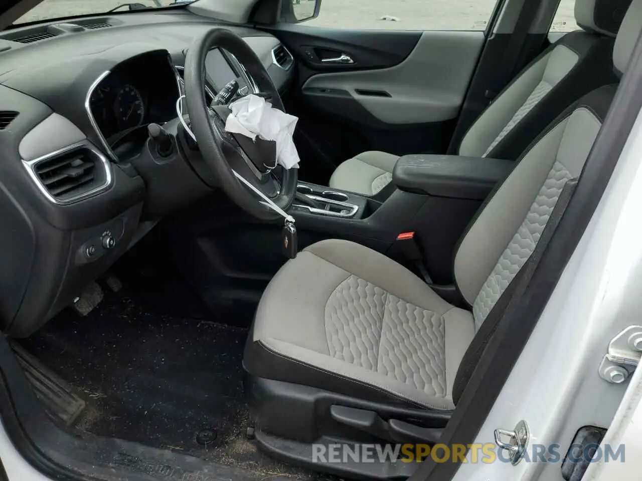 7 Photograph of a damaged car 3GNAXHEV0LS503034 CHEVROLET EQUINOX 2020