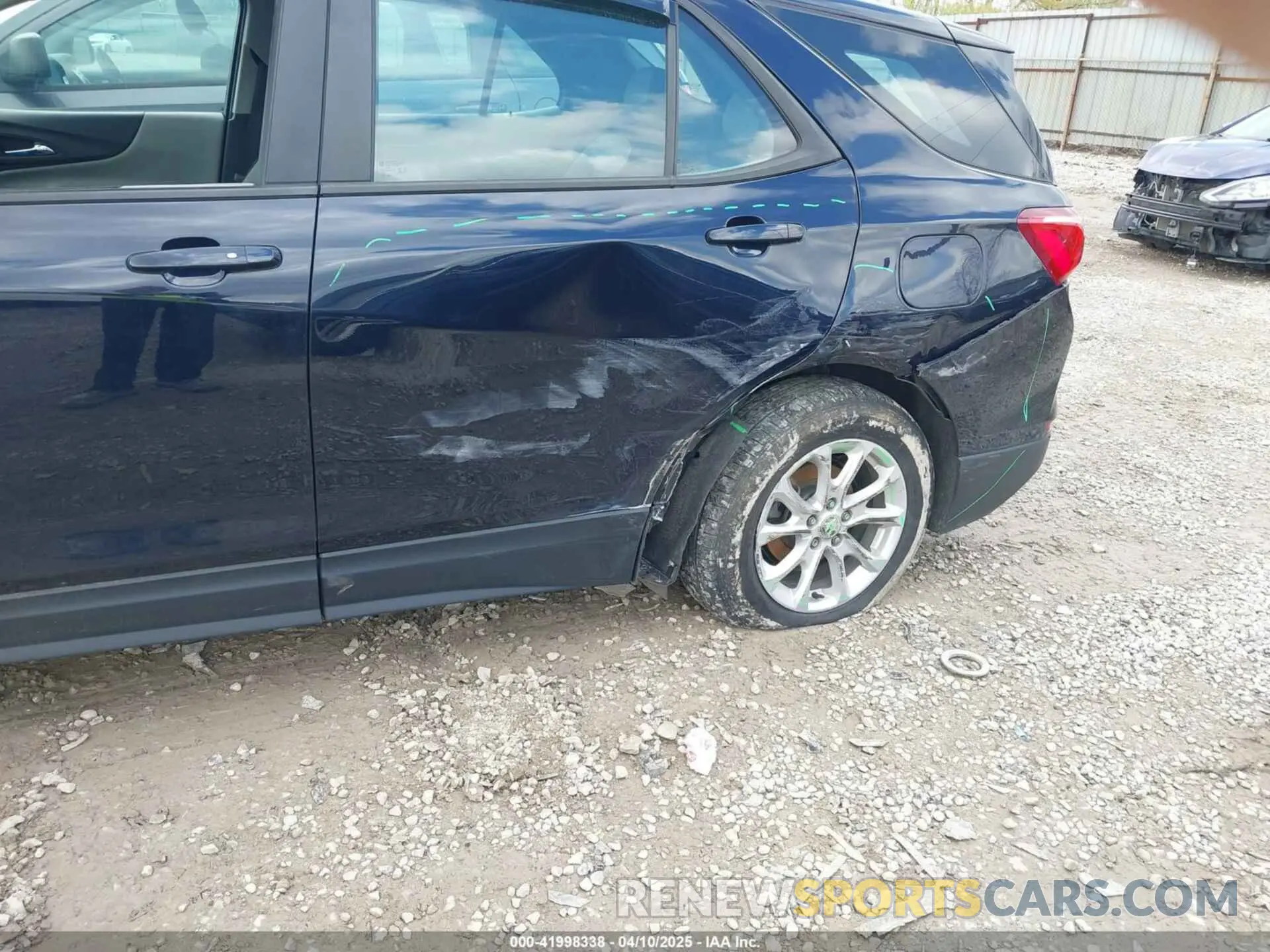 6 Photograph of a damaged car 3GNAXHEV0LS515104 CHEVROLET EQUINOX 2020