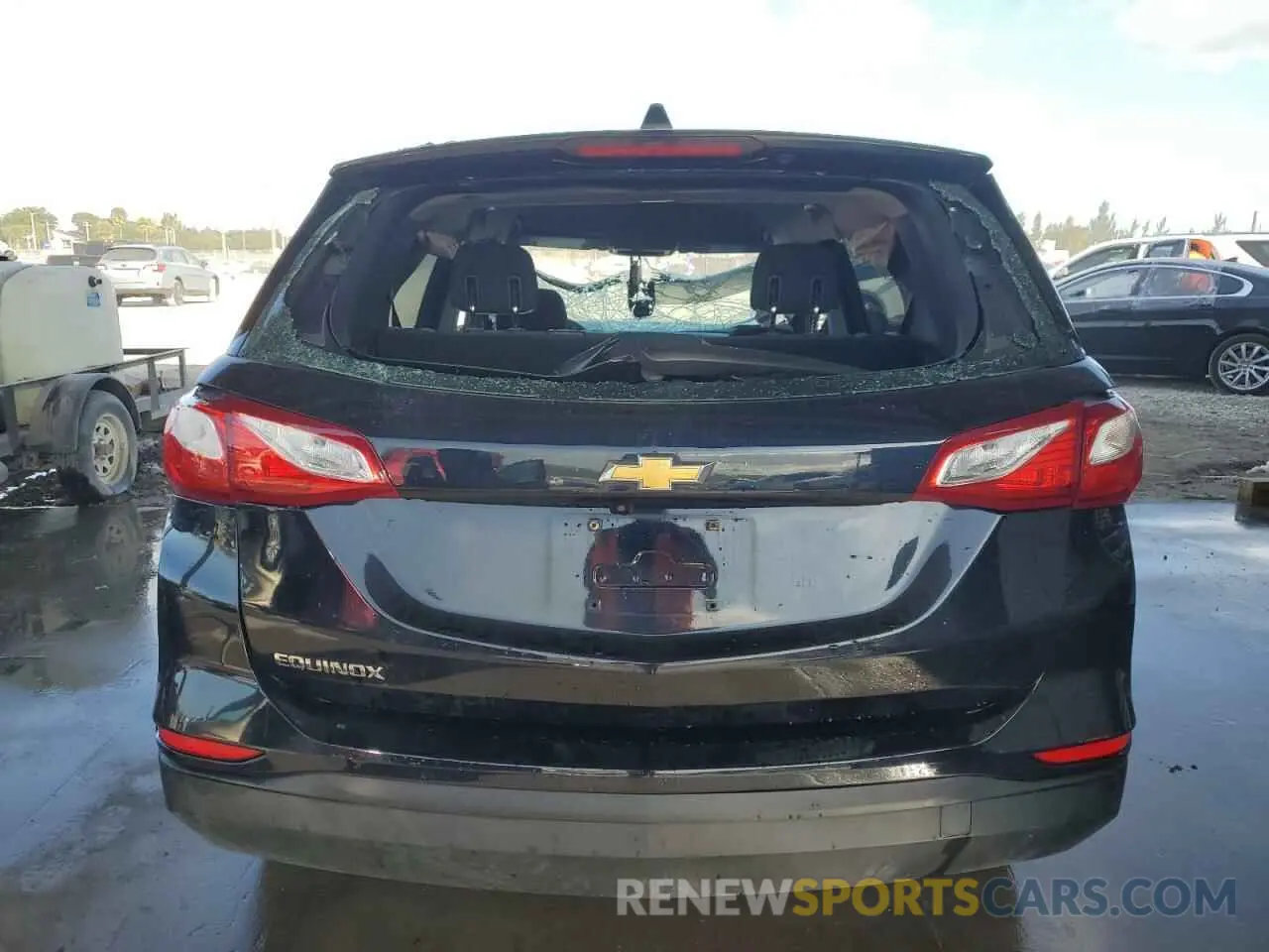 6 Photograph of a damaged car 3GNAXHEV0LS634190 CHEVROLET EQUINOX 2020
