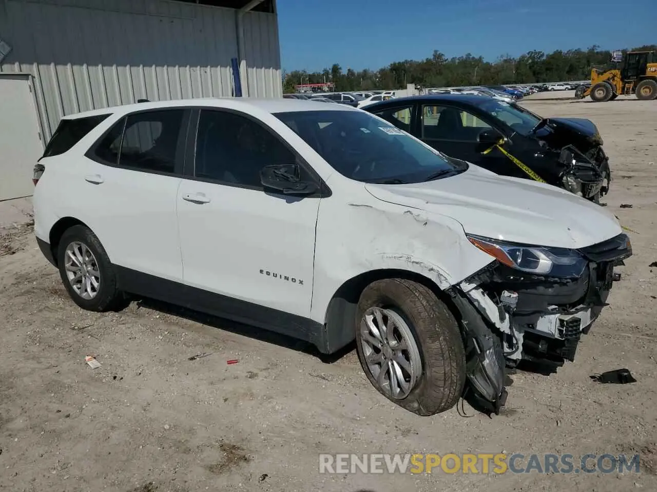 4 Photograph of a damaged car 3GNAXHEV0LS702746 CHEVROLET EQUINOX 2020