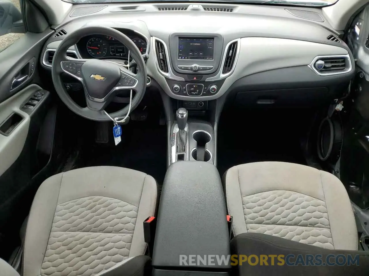 8 Photograph of a damaged car 3GNAXHEV0LS703489 CHEVROLET EQUINOX 2020