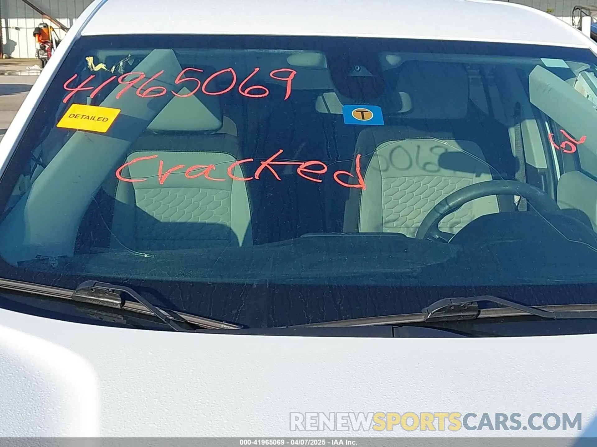 18 Photograph of a damaged car 3GNAXHEV0LS703895 CHEVROLET EQUINOX 2020