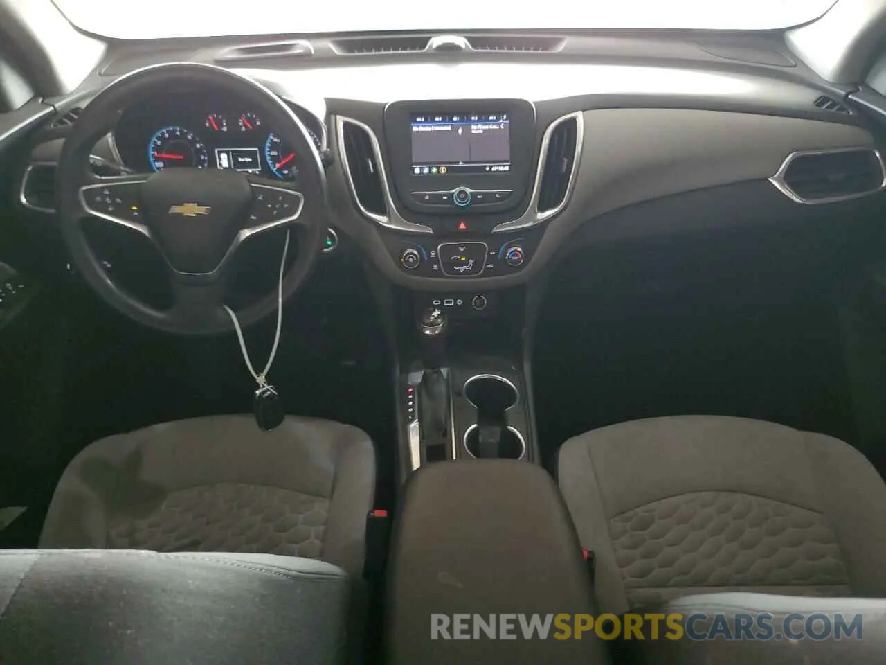 8 Photograph of a damaged car 3GNAXHEV1LS506122 CHEVROLET EQUINOX 2020