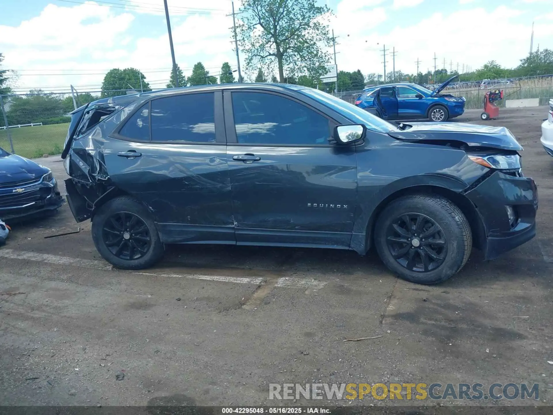 12 Photograph of a damaged car 3GNAXHEV1LS553151 CHEVROLET EQUINOX 2020