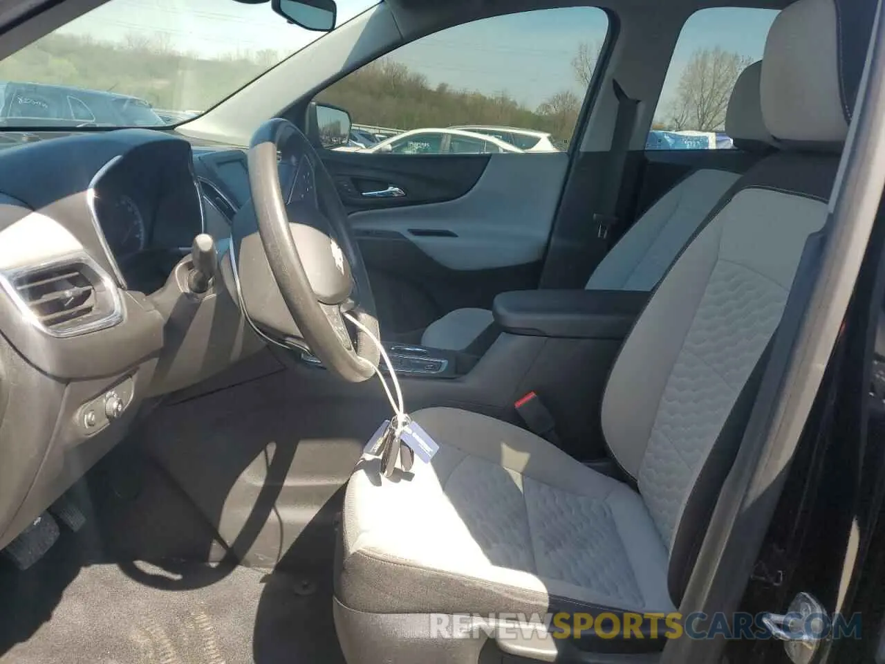 7 Photograph of a damaged car 3GNAXHEV1LS594282 CHEVROLET EQUINOX 2020