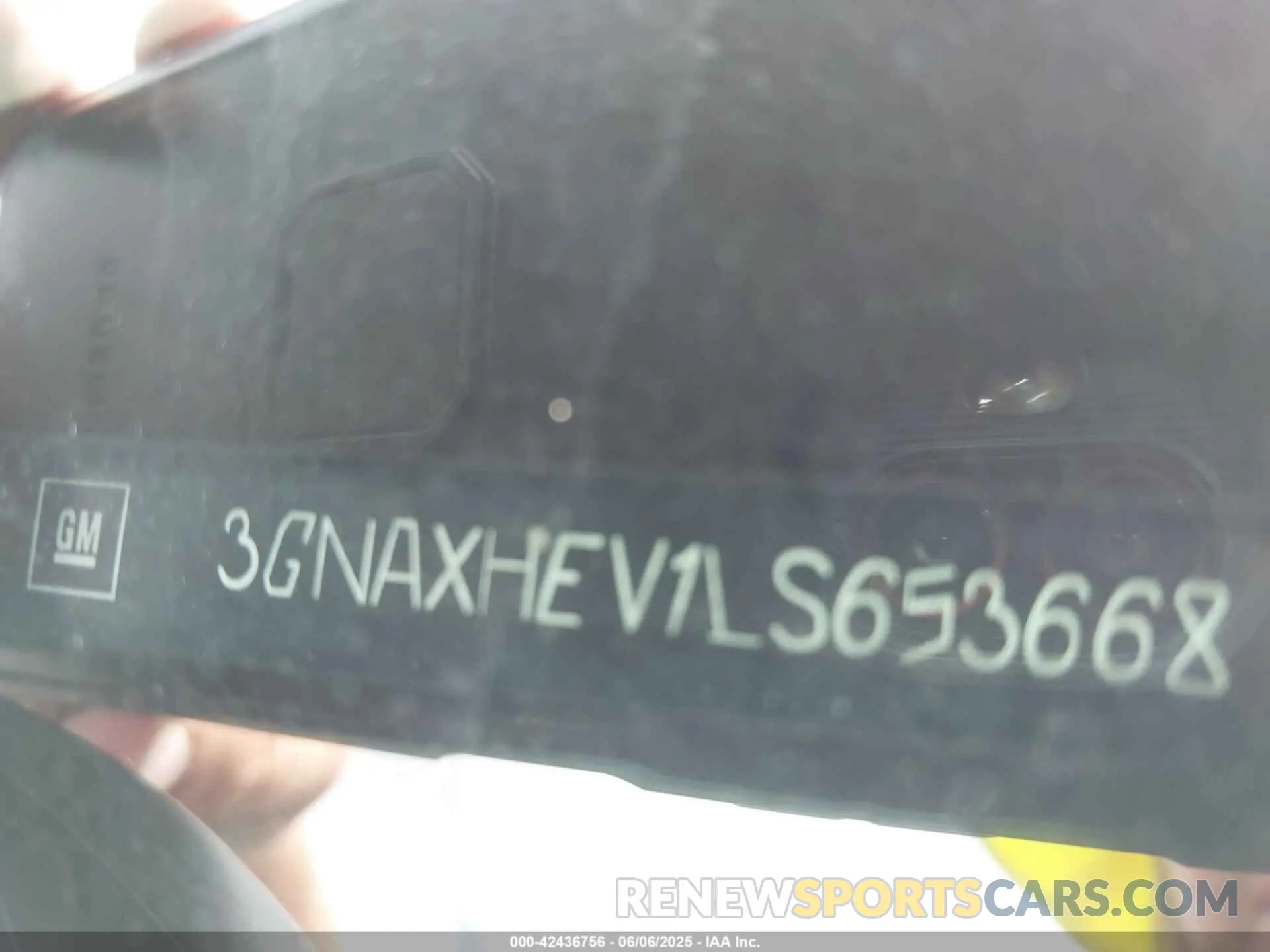 9 Photograph of a damaged car 3GNAXHEV1LS653668 CHEVROLET EQUINOX 2020