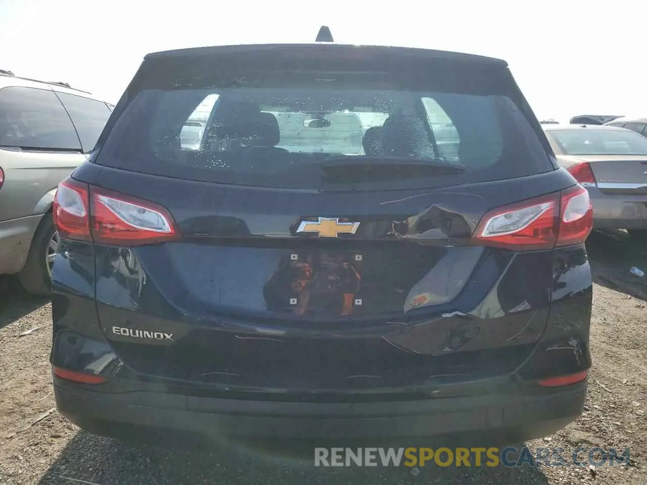 6 Photograph of a damaged car 3GNAXHEV1LS672835 CHEVROLET EQUINOX 2020
