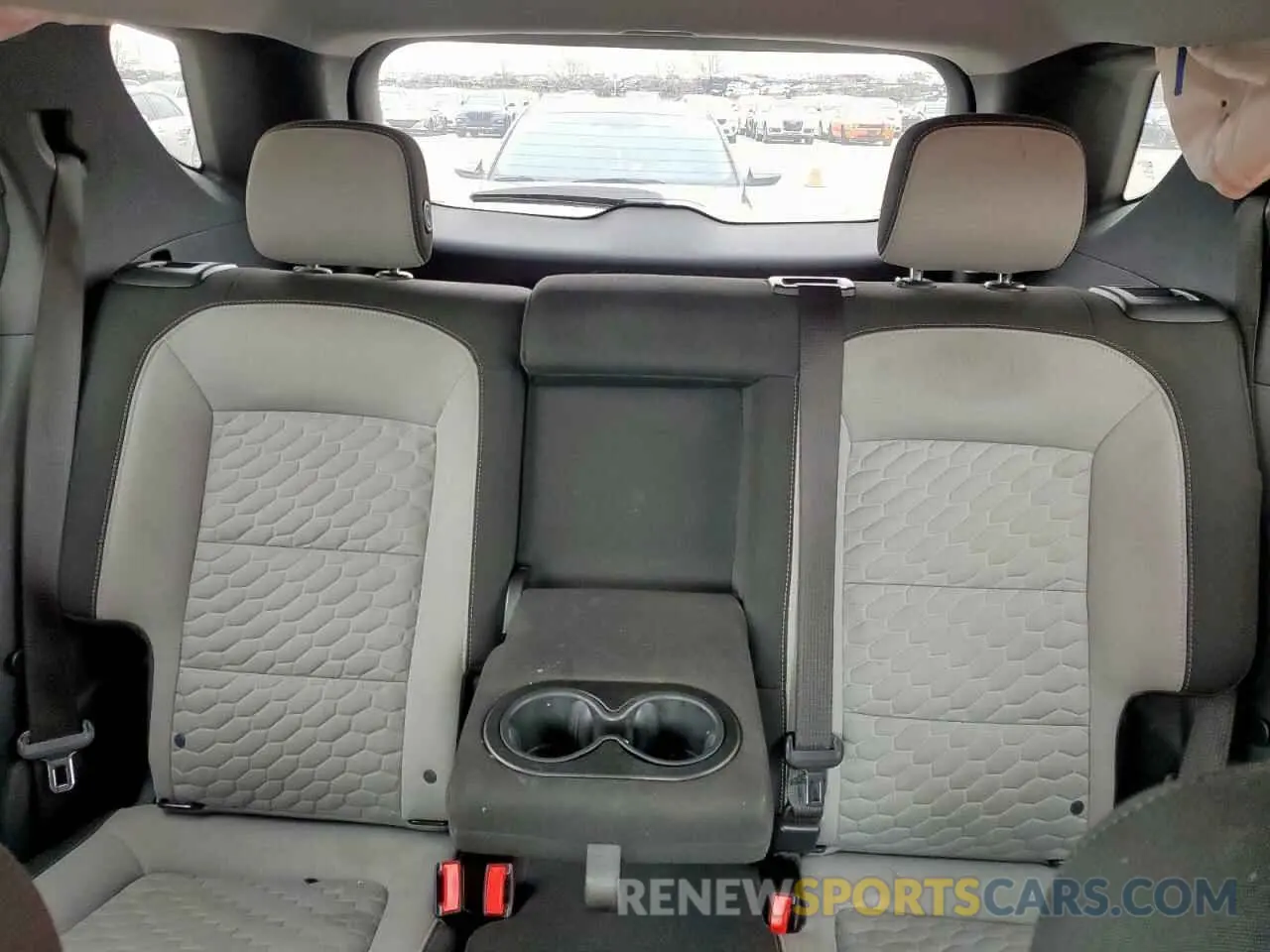 10 Photograph of a damaged car 3GNAXHEV1LS737005 CHEVROLET EQUINOX 2020