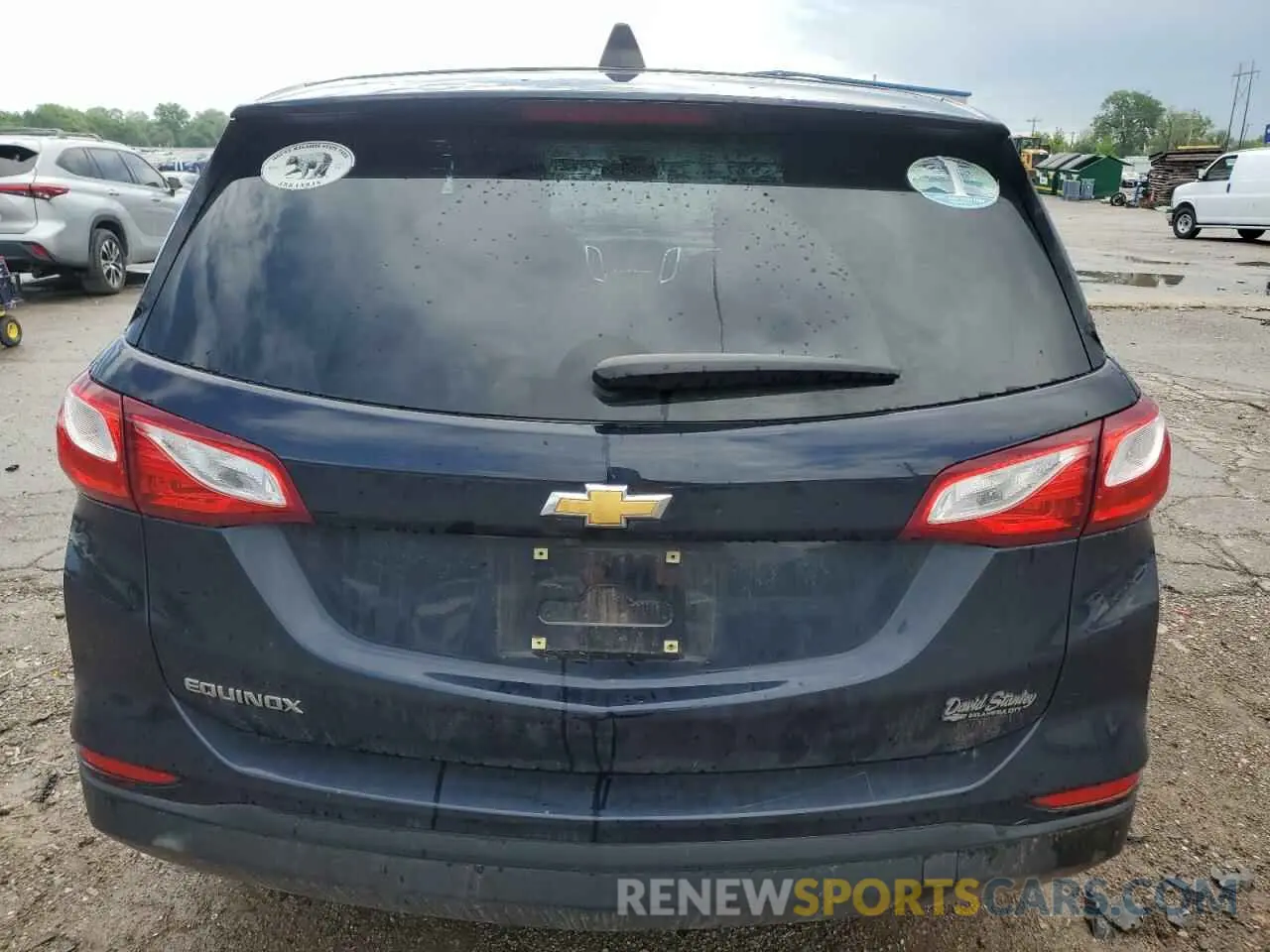 6 Photograph of a damaged car 3GNAXHEV2LS512785 CHEVROLET EQUINOX 2020