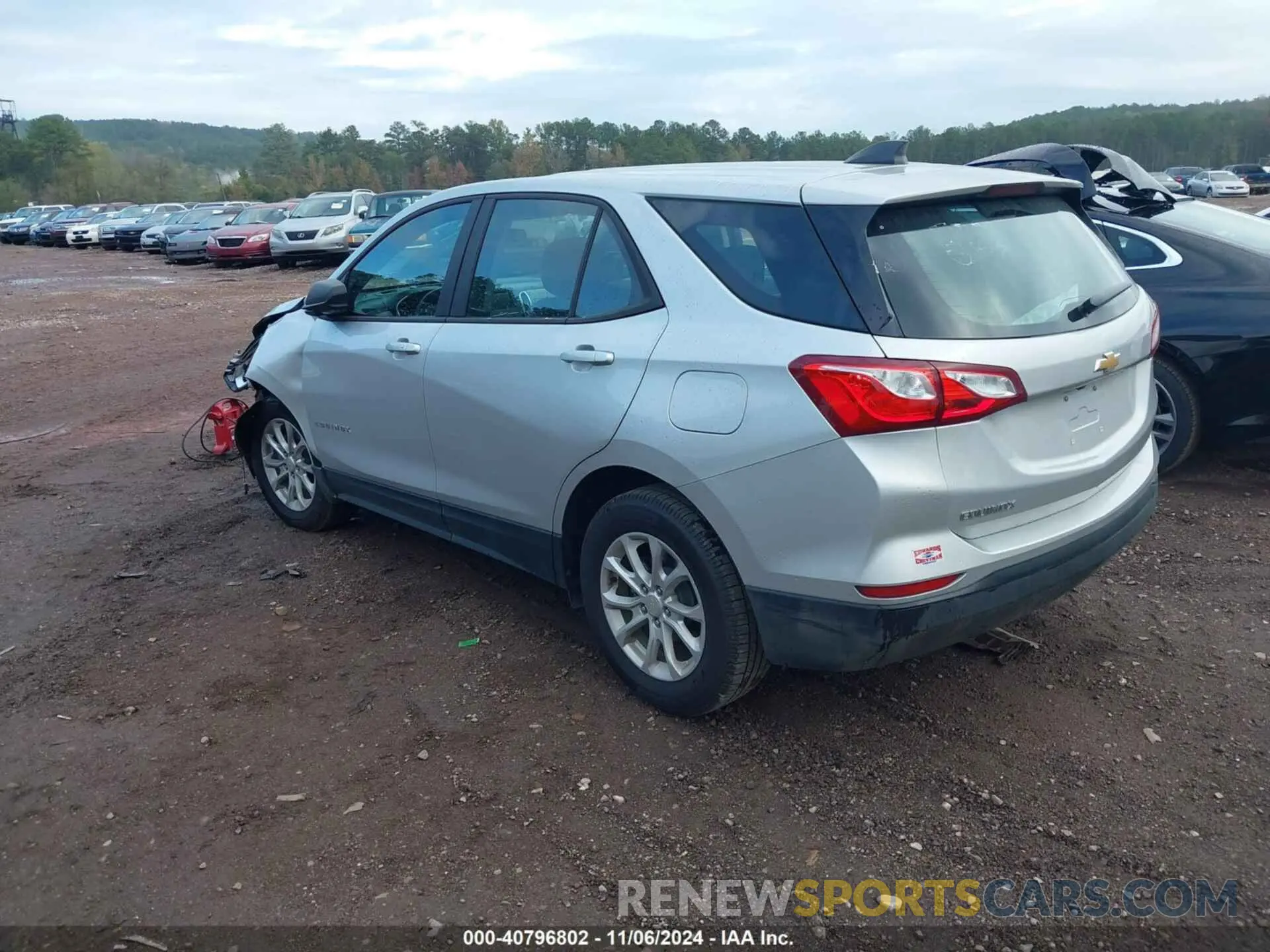3 Photograph of a damaged car 3GNAXHEV2LS538092 CHEVROLET EQUINOX 2020